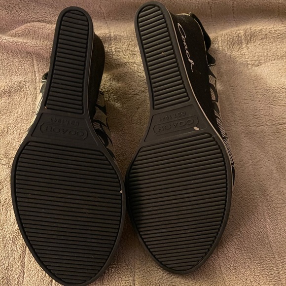 Coach Sandals - Picture 2 of 4